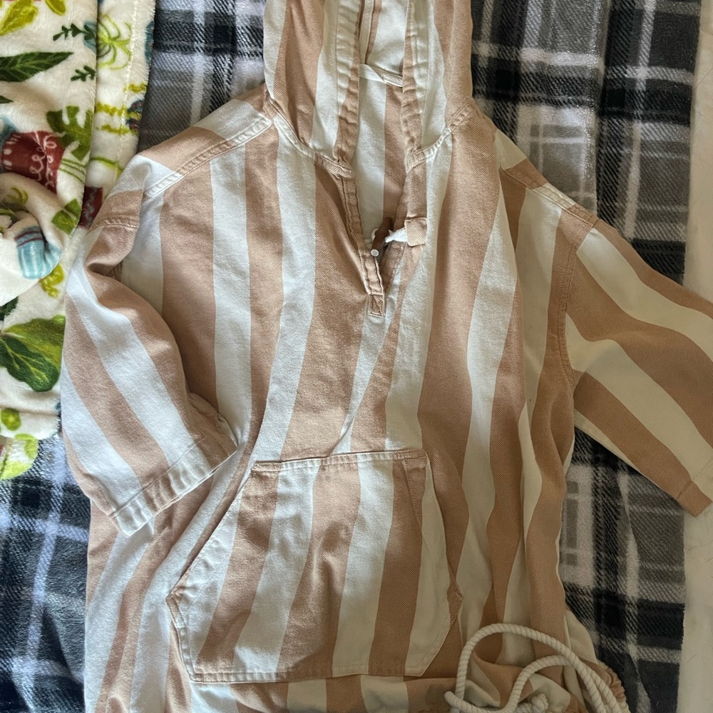 Woolrich Tan and White Striped Hoodie